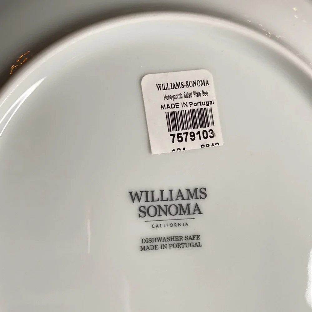 William Sonoma Elegant 18k Gold Accented Queen Bee Salad Plates - Set of Four 🐝